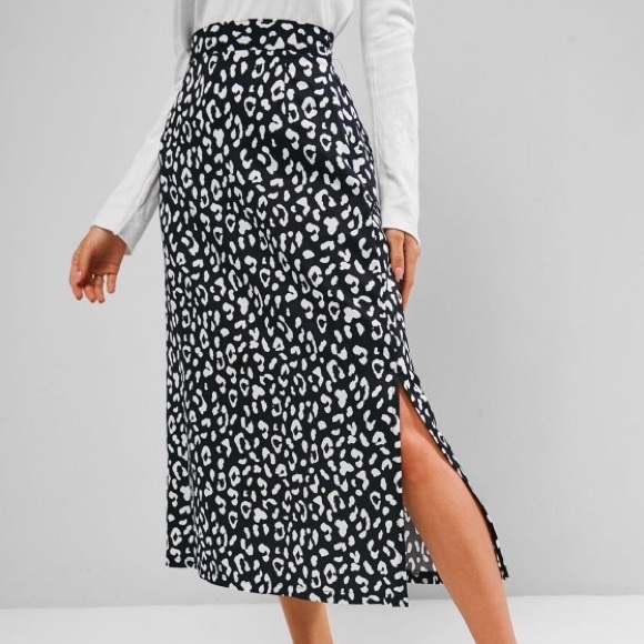 Leopard Print Skirt - Picture 2 of 2